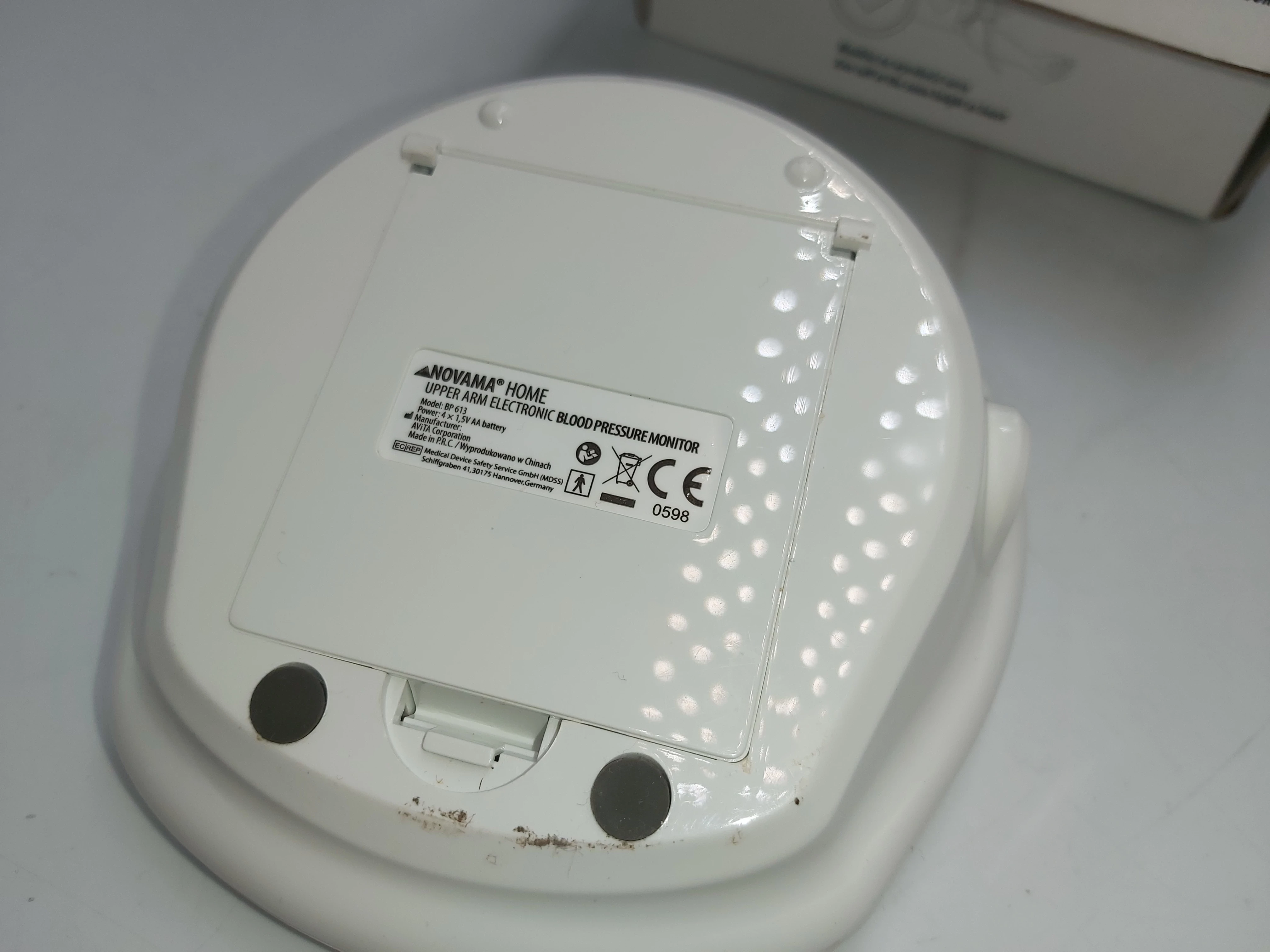 cisnieniomierz-naramienny-novama-home-uszkodzony-wyrob-medyczny-tak