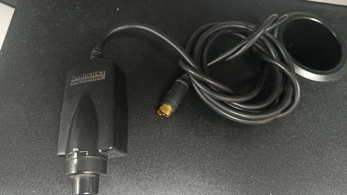 glosniki-creative-soundworks-desktop-theater-51-marka-creative