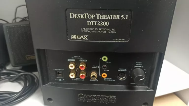 glosniki-creative-soundworks-desktop-theater-51-stan-uzywany