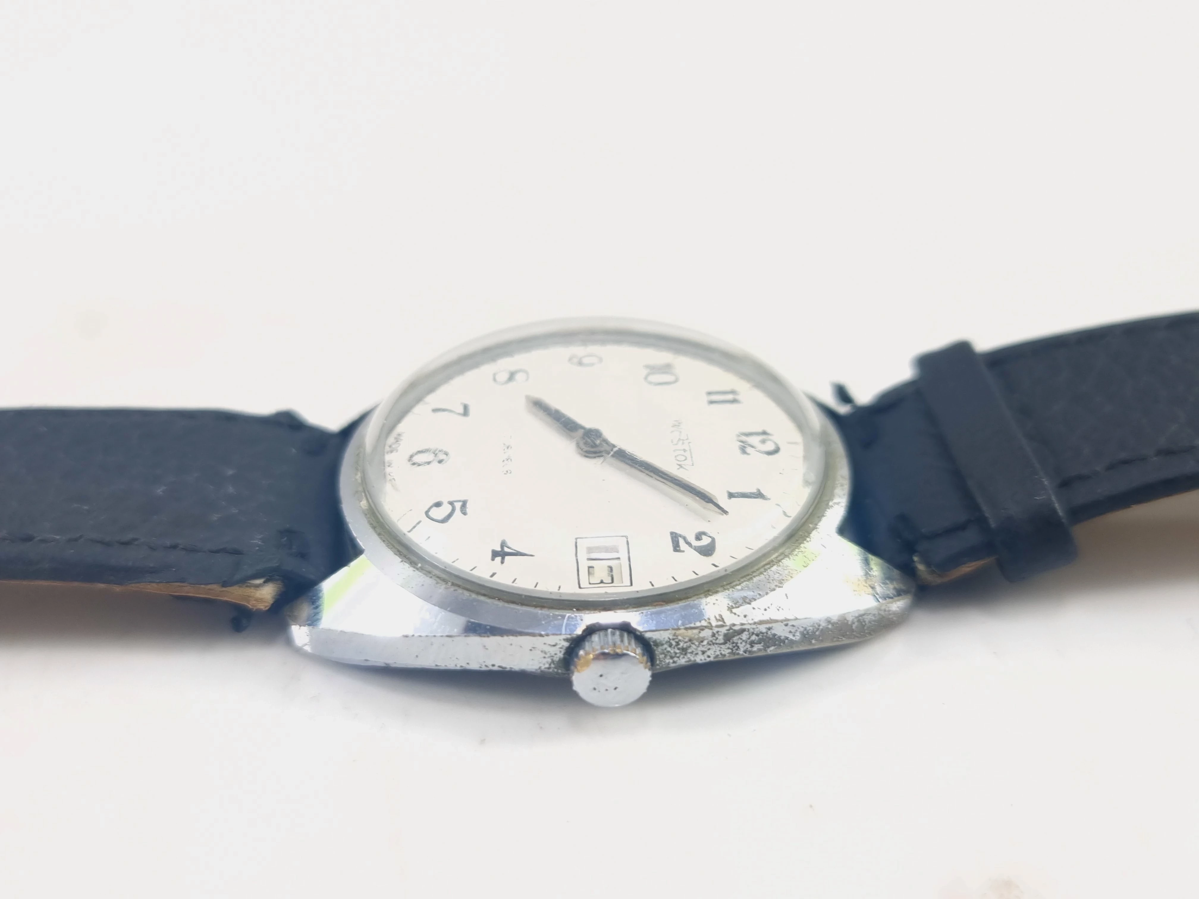 zegarek-wostok-mechaniczny-17-kamiieni-stan-uzywany