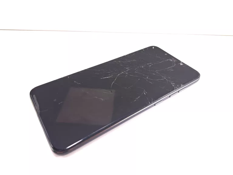 TELEFON POCOPHONE F1 #OPIS