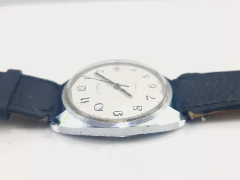 zegarek-wostok-mechaniczny-17-kamiieni-typ-nareczny