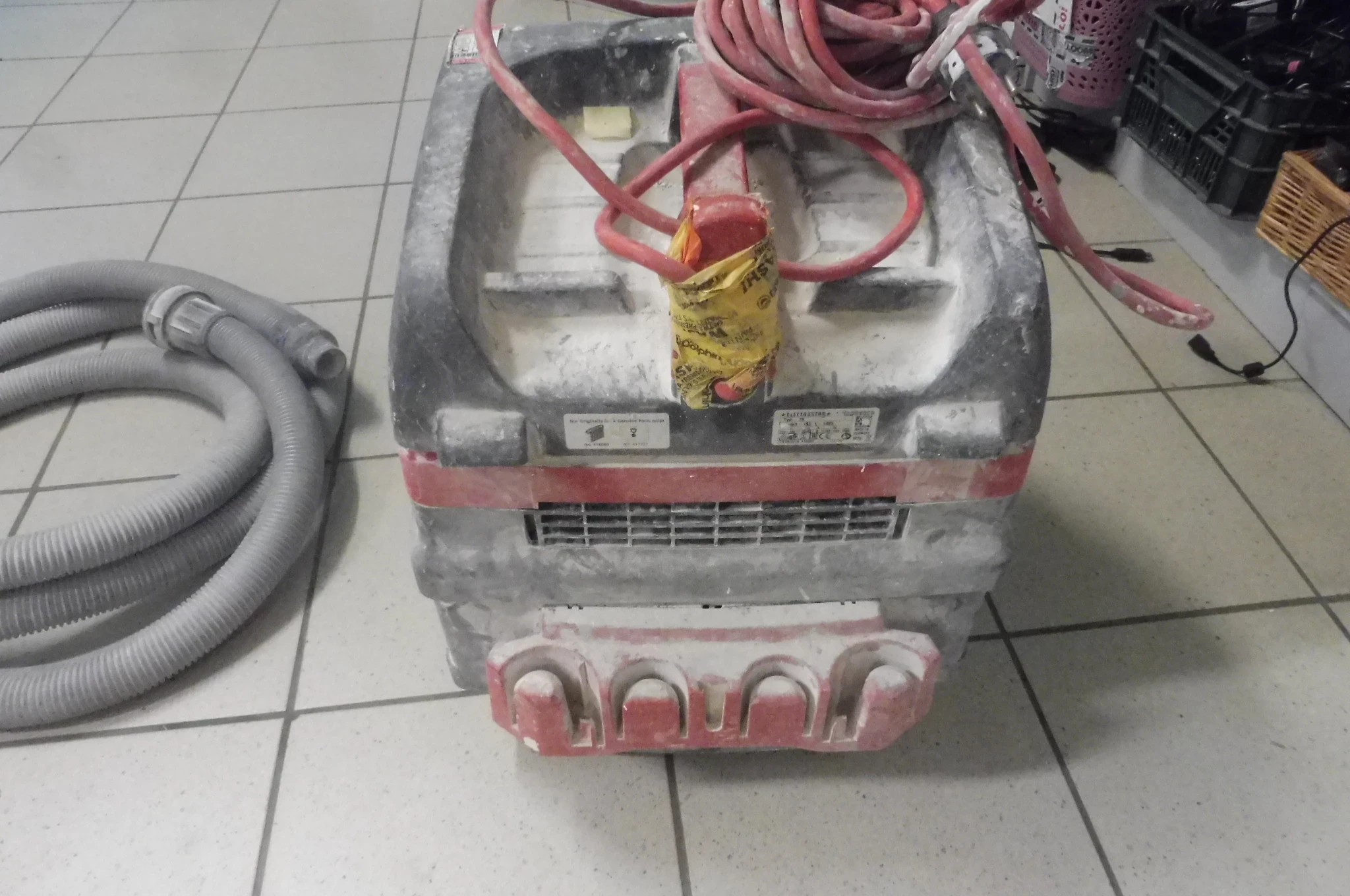 odkurzacz-starmix-electrostar-isc-l-1425-1400-w-ean-gtin-4011240019109