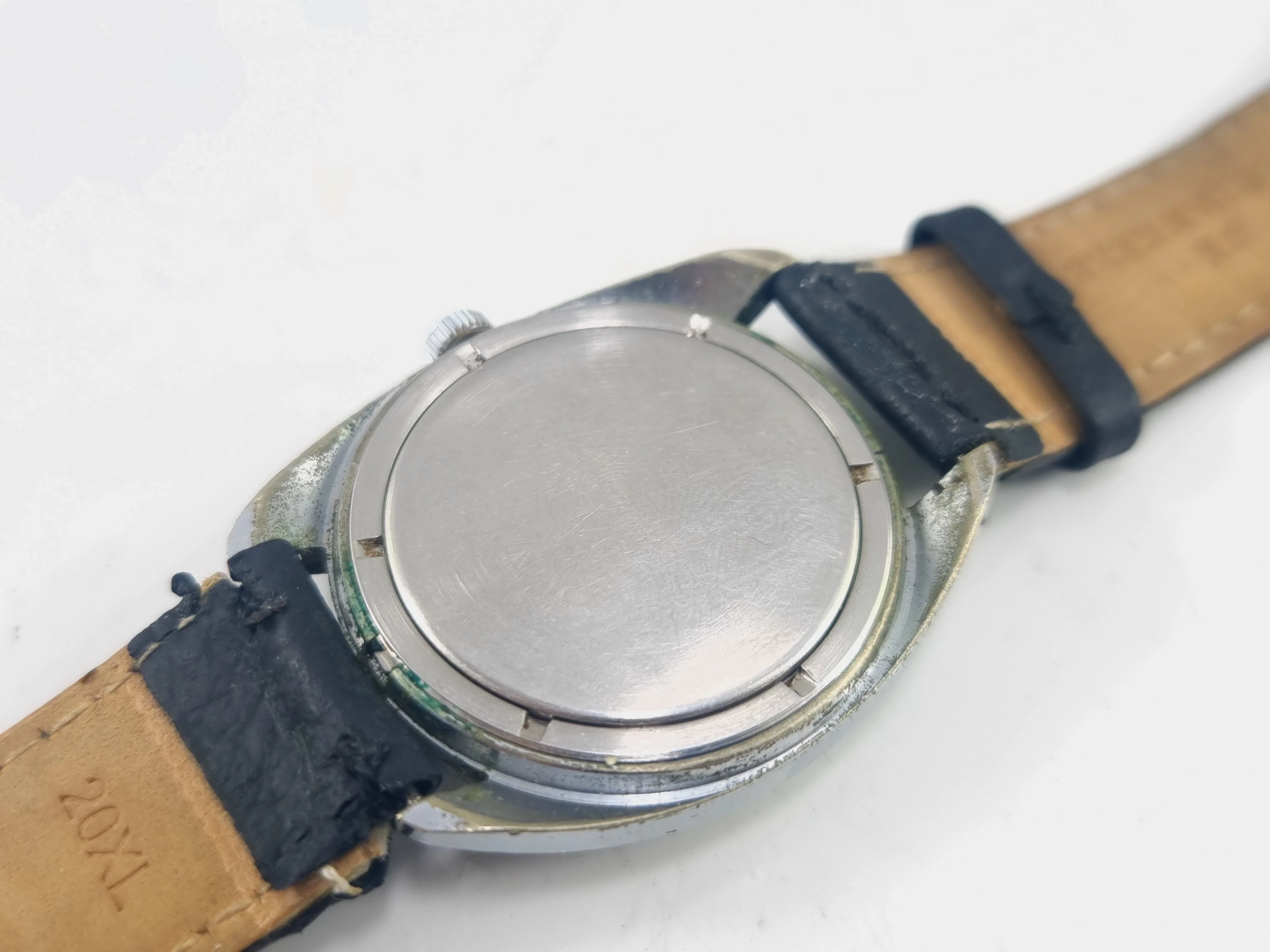 zegarek-wostok-mechaniczny-17-kamiieni-mechanizm-mechaniczny