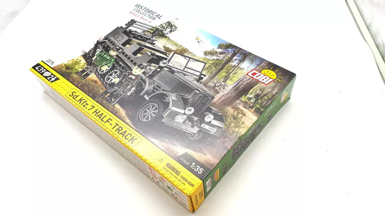 MODEL COBI WWII SD.KFZ.7 HALF-TRACK