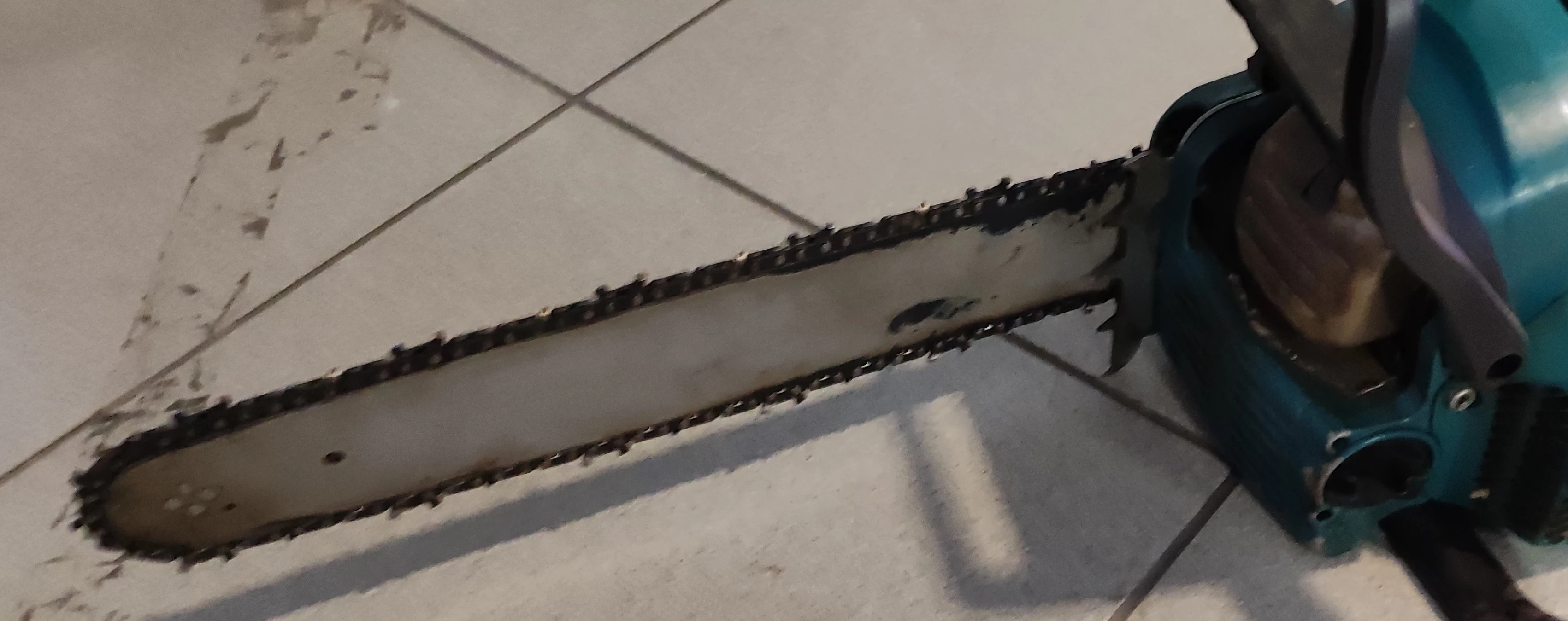 spalinowa-pila-lancuchowa-makita-dcs4301-stan-uzywany