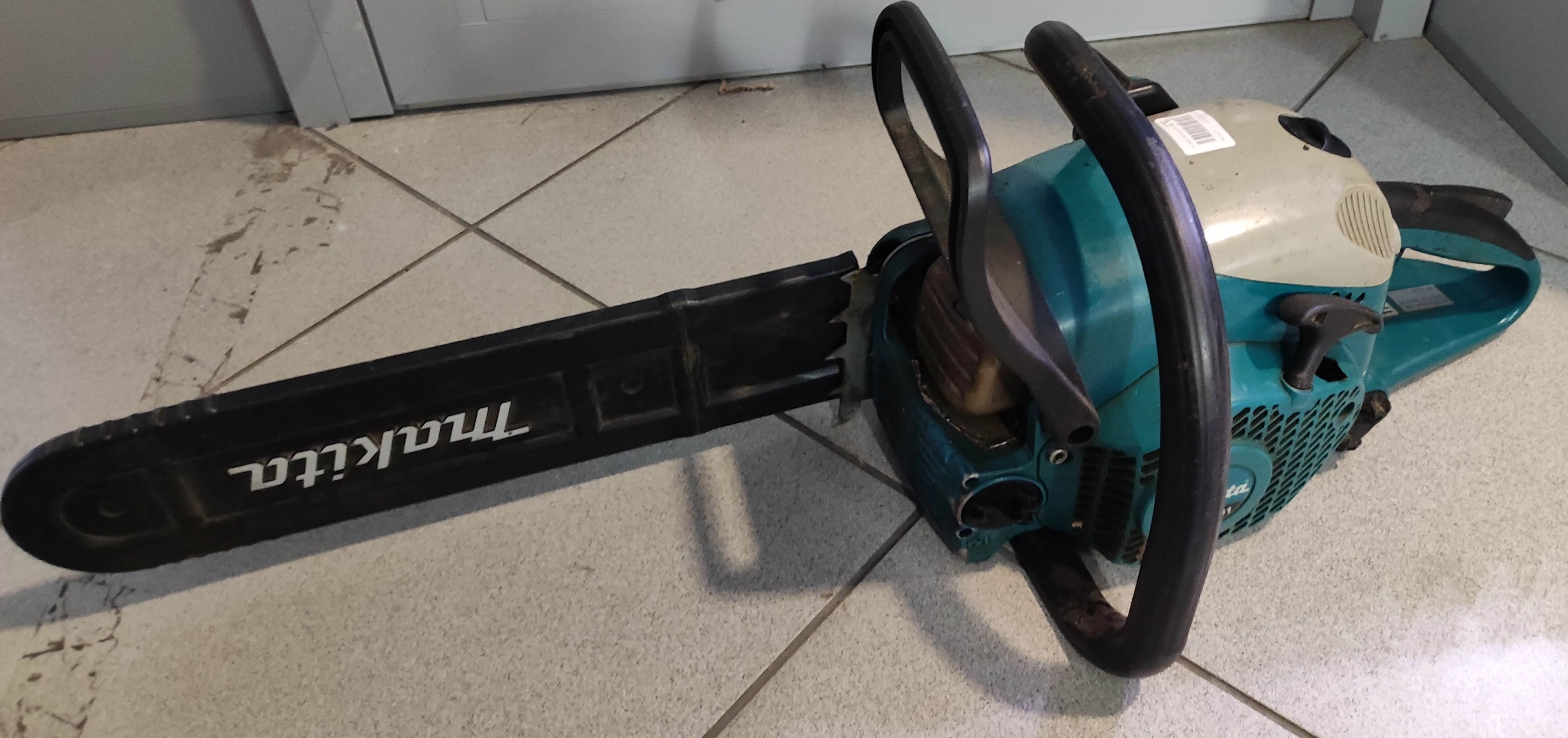 spalinowa-pila-lancuchowa-makita-dcs4301-wyzwolenia-30-32-szczecin-rs