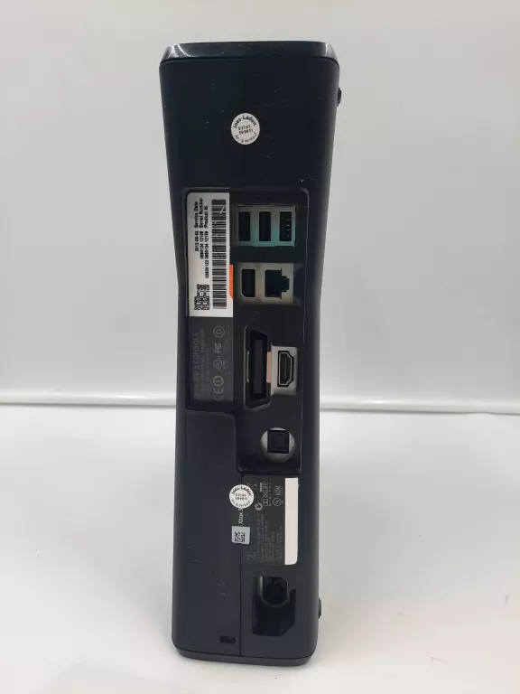 KONSOLA XBOX 360 S / 250GB / MOD.1439 KINECT