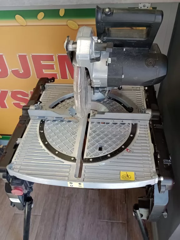 PILARKA TARCZOWA MEEC TOOLS 242-167 1800W DUŻA