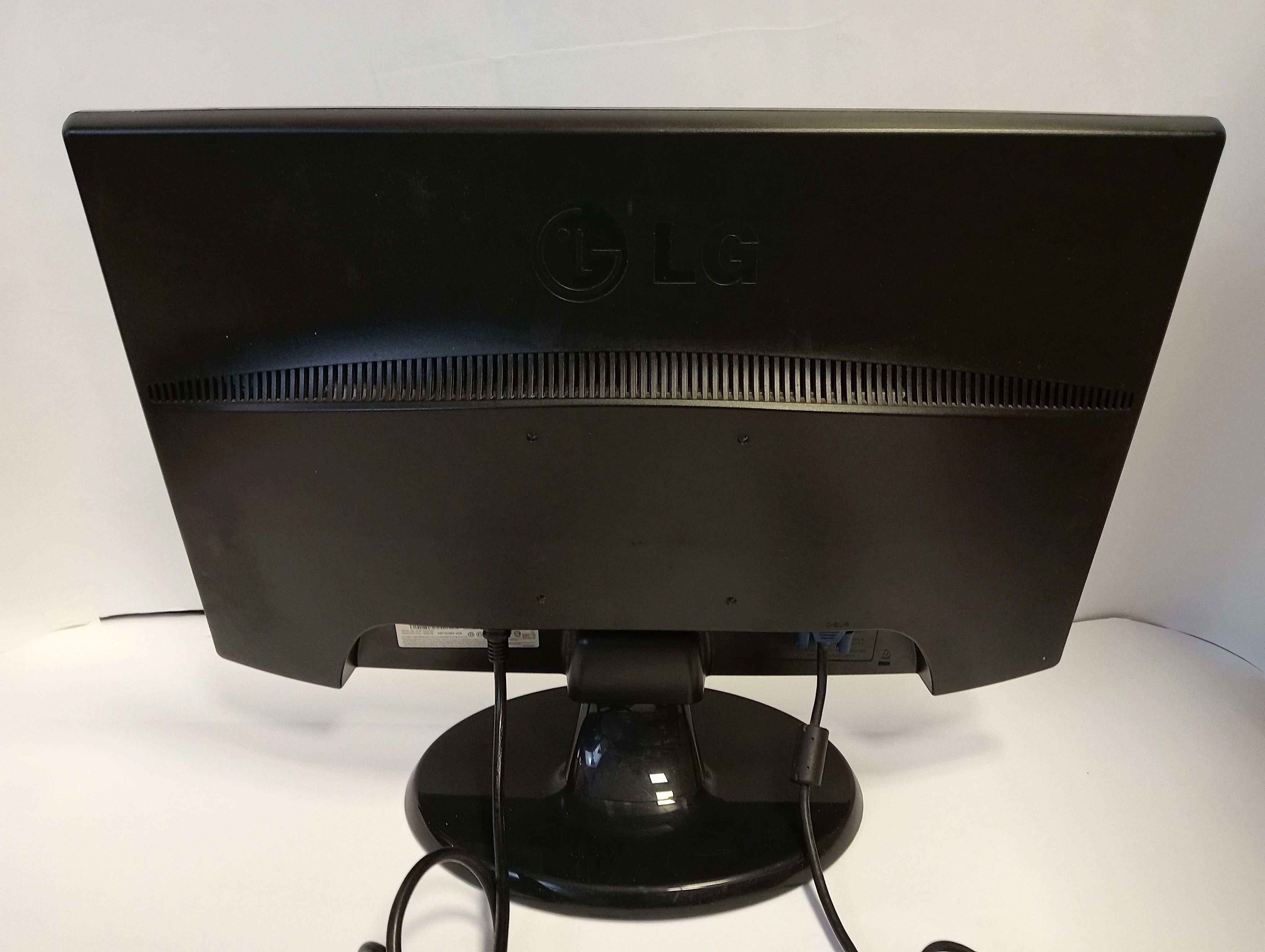 monitor-lg-flatron-w2243s-pf-kod-producenta-w2243s-pf
