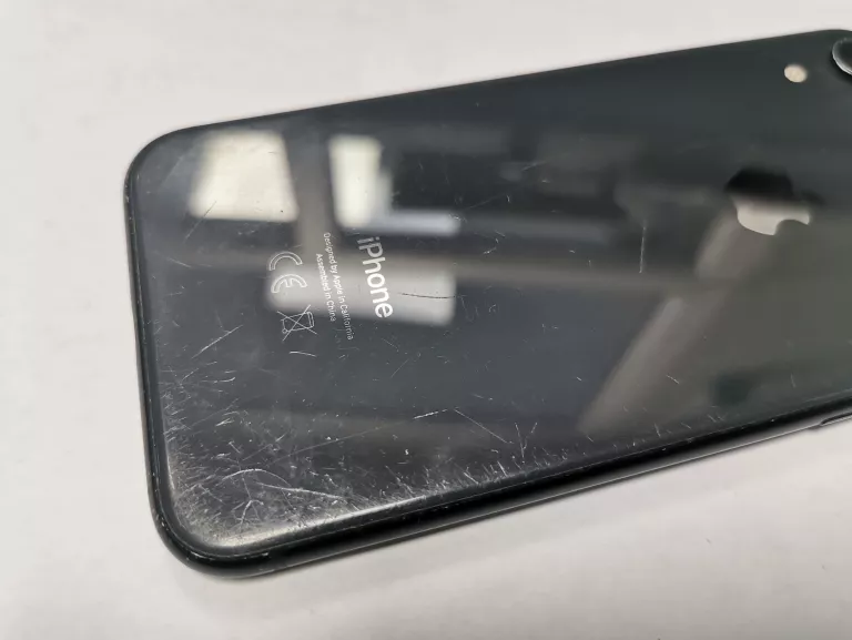 telefon-iphone-xr-256gb-midnight-bat80-typ-smartfon
