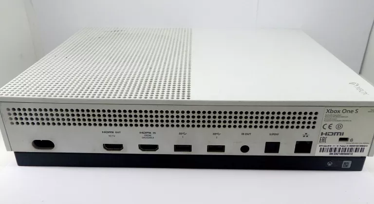 KONSOLA XBOX ONE S + PAD