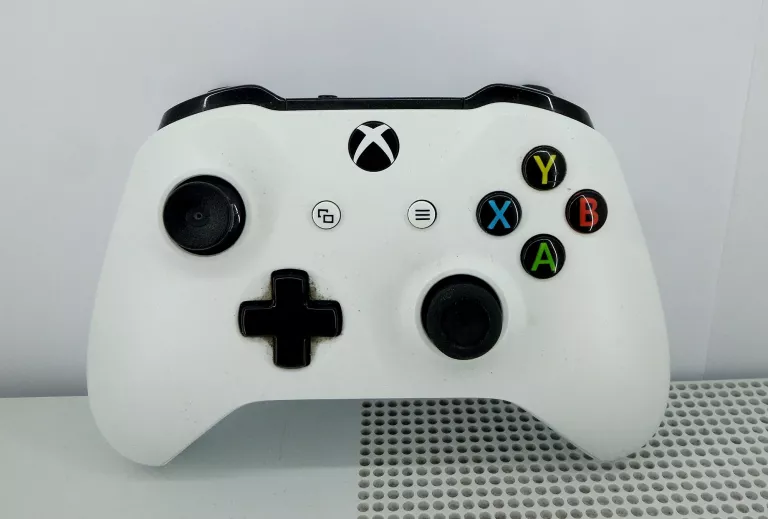KONSOLA XBOX ONE S + PAD