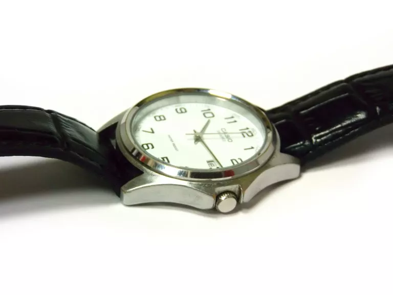 ZEGAREK CASIO MTP-1183