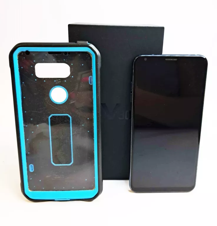 TELEFON LG V30 / PUDEŁKO