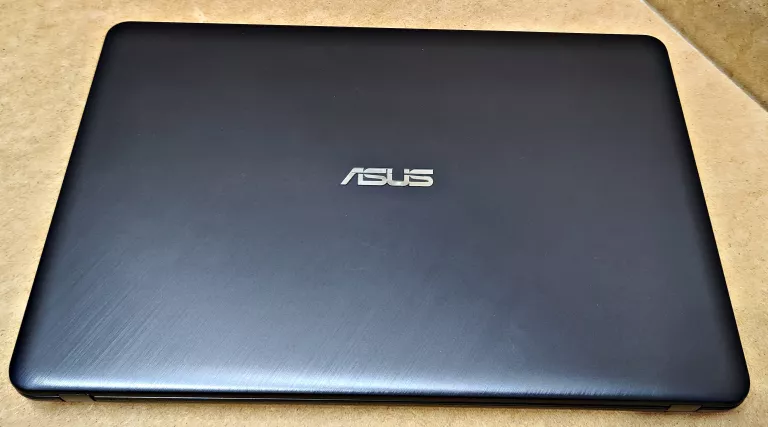 LAPTOP ASUS LAPTOP ASUS X543M + ŁADOWARKA