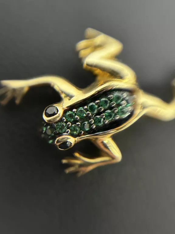 zlota-zawieszka-zabka-166g585-lwowska-55-nowy-sacz-sj