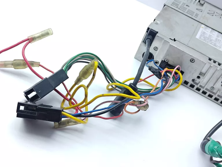 radio-samochodowe-alpine-cda-9853r-montaz-1-din