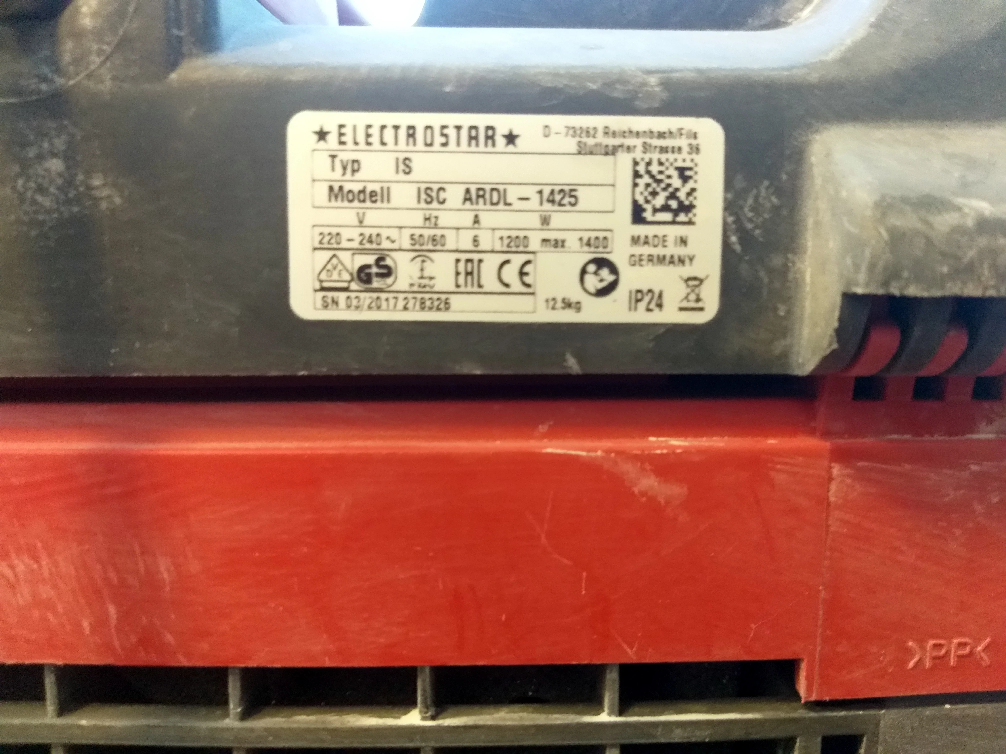 odkurzacz-przemyslowy-starmix-isc-ardl-1425-pojemnosc-zbiornika-25