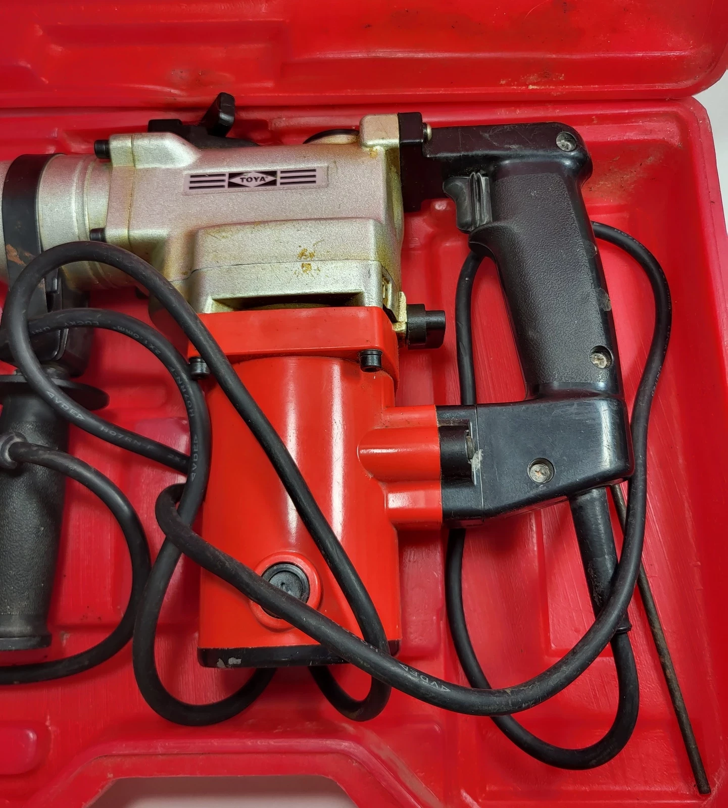 mlot-udarowy-toya-typ-79030-opis-marka-toya