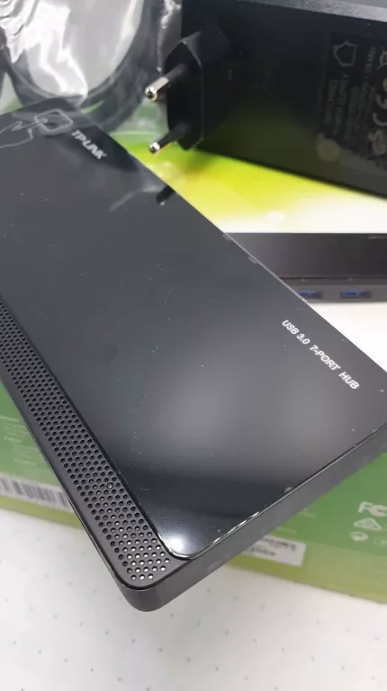 HUB TP-LINK UH700 USB 3.0 7-PORT HUB