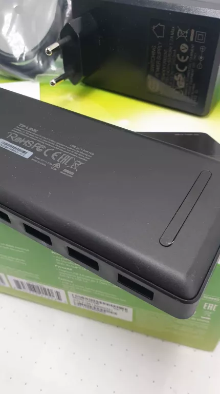 HUB TP-LINK UH700 USB 3.0 7-PORT HUB