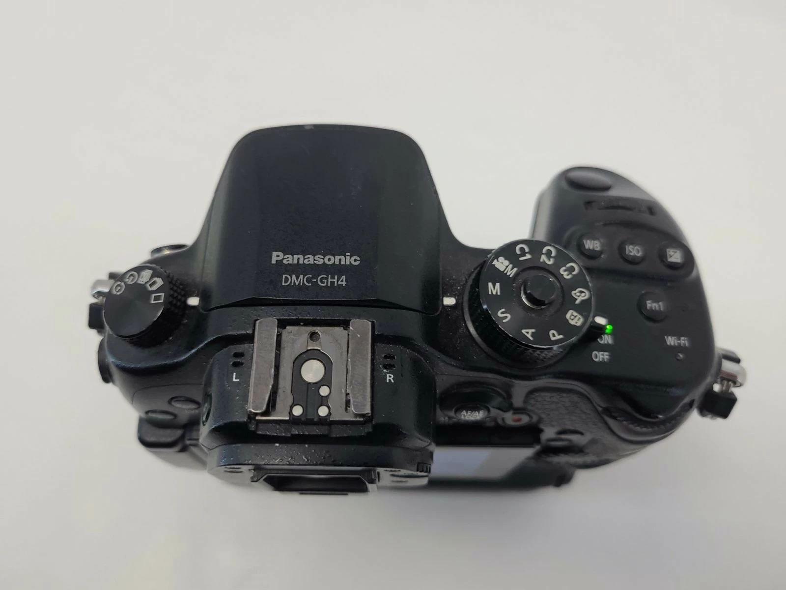 panasonic-lumix-dmc-gh4-body-adapter-viltrox-rozmiar-matrycy-43
