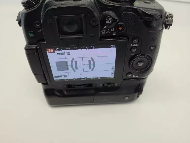 panasonic-lumix-dmc-gh4-body-adapter-viltrox-w-zestawie-korpus