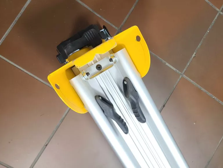 STÓŁ DEWALT DO UKOŚNICY DWS 780