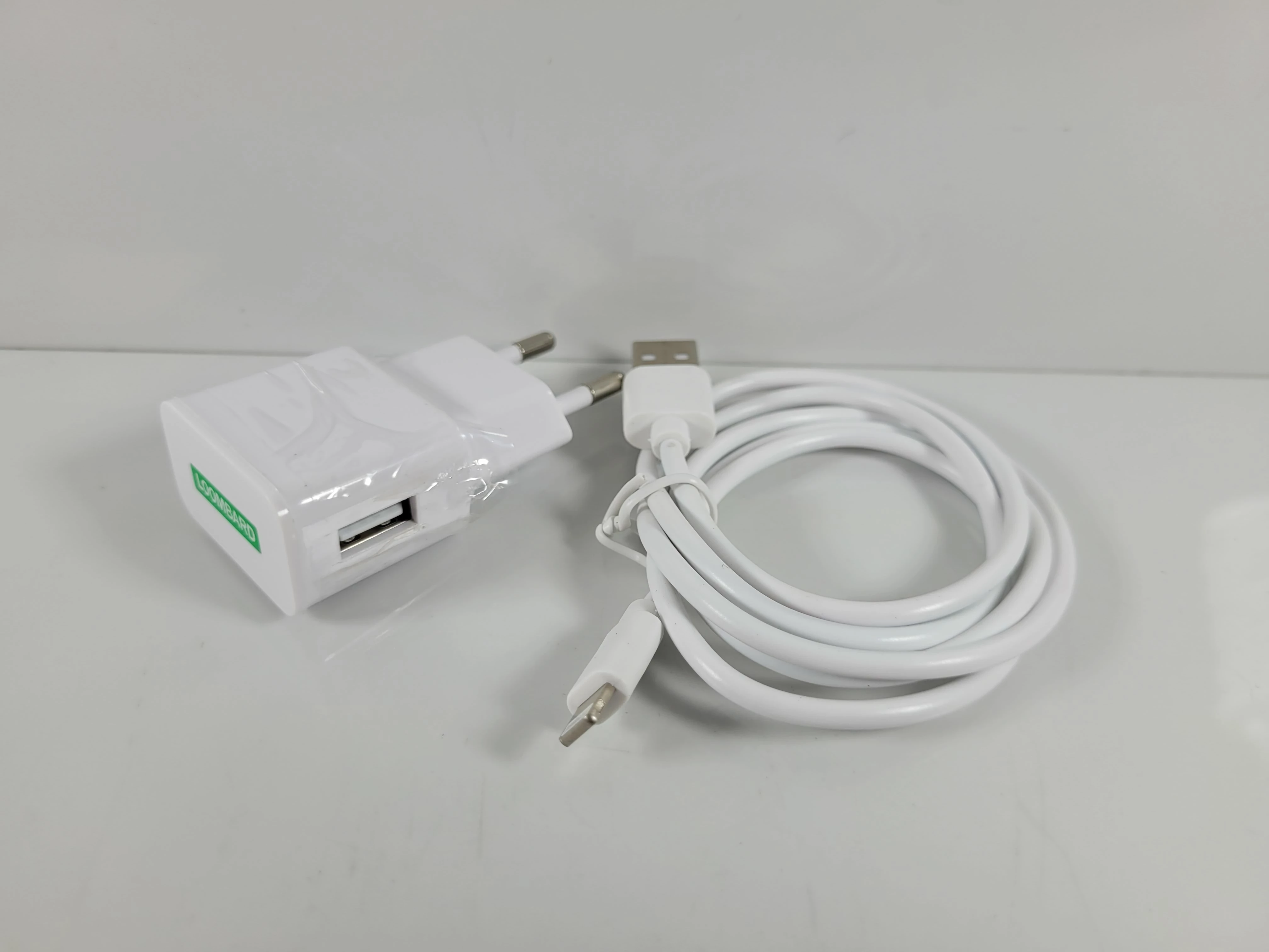 6-ladowarka-iphone-loombard-glogowska-66-poznan-ska-x