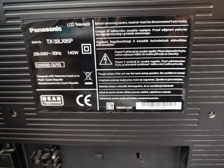 TELEWIZOR PANASONIC TX-32LX85P + PILOT