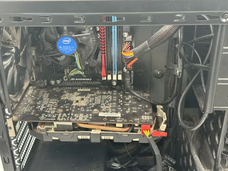 PC I5-4460 3,2GHZ / MSI GTX 1060 6GB/ 8/250GB SSD