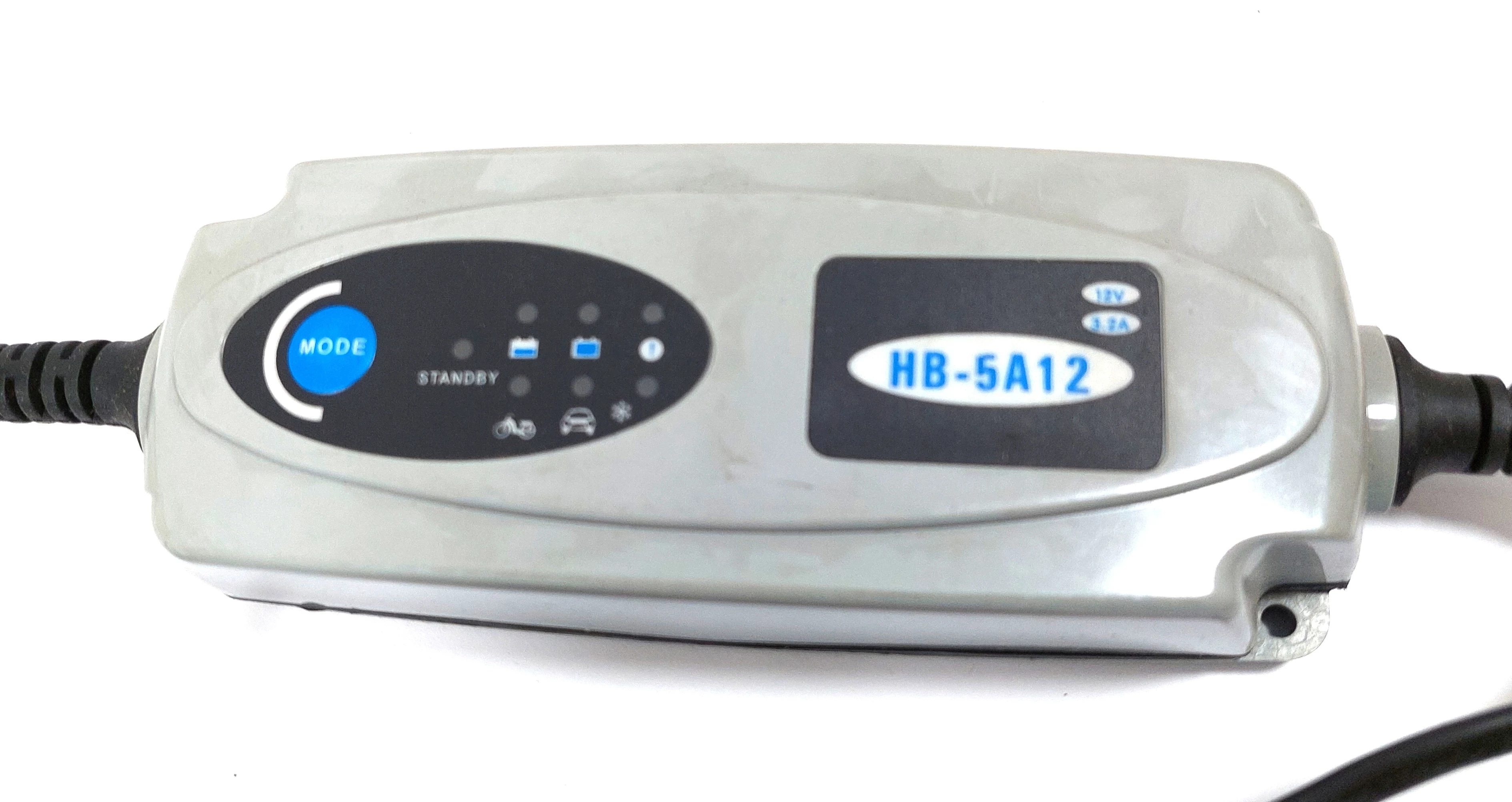 prostownik-impulsowy-ladowarka-zelowa-hb-5a12-12v-stan-uzywany