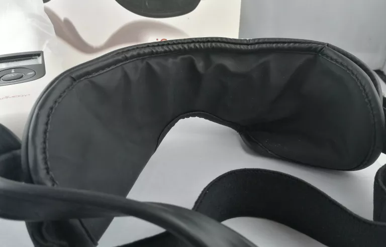 MASAŻER OCZU I SKRONI HARMEDY ISEE 360