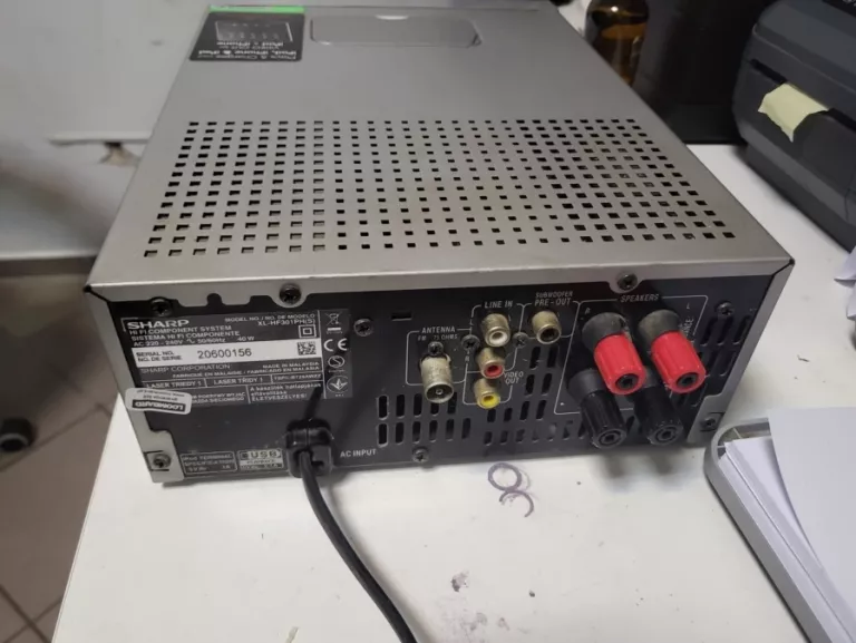 MINIWIEŻA SHARP XL-HF301