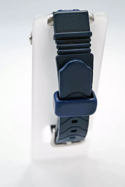 VINTAGE SEIKO DIVER SPORTS 150M BLUE BEZEL QUARTZ
