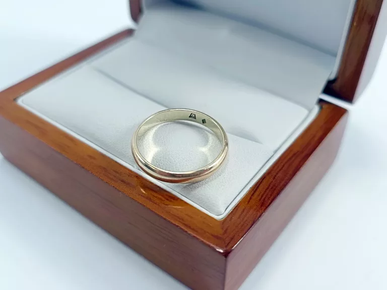 ZŁOTA OBRĄCZKA 333 2,92 G ROZMIAR 20