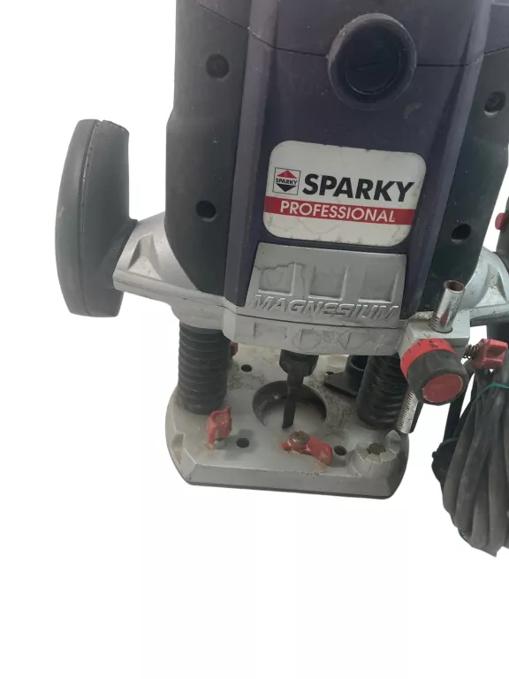 FREZARKA SPARKY X205CE + WALIZKA Z AKCESORIAMI