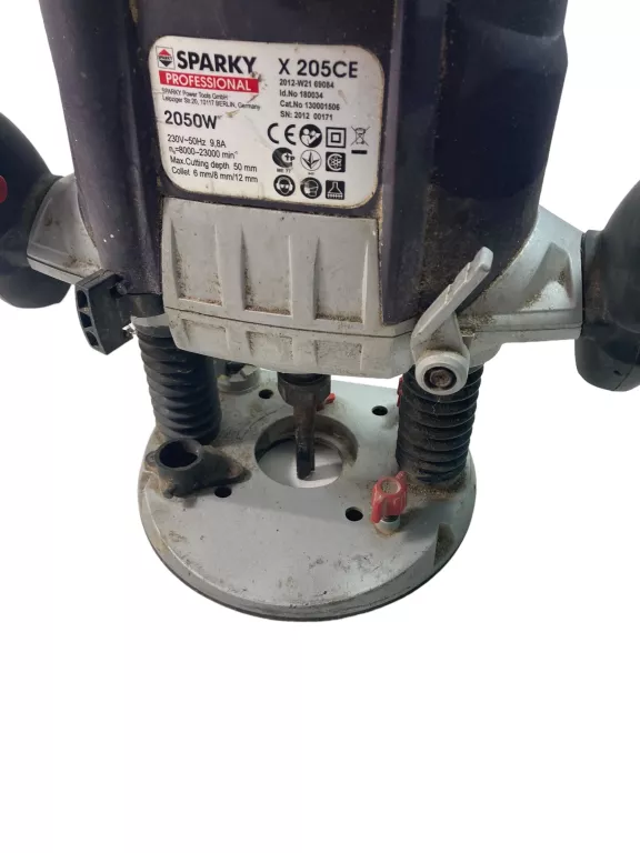 frezarka-sparky-x205ce-walizka-z-akcesoriami-rodzaj-frezarki-gornowrzecionowa