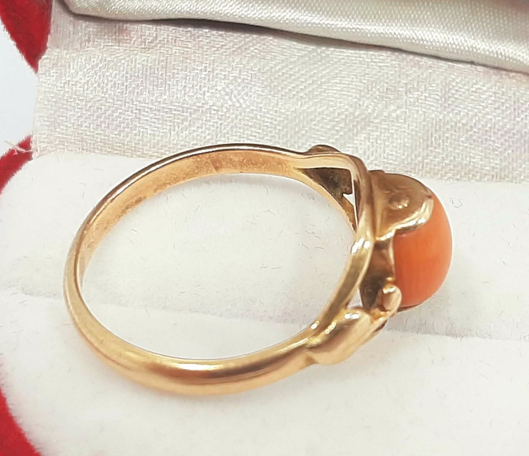 zloty-pierscionek-z-koralem-299-gram-pr585-rozmiar-17-ean-gtin-5905868206906