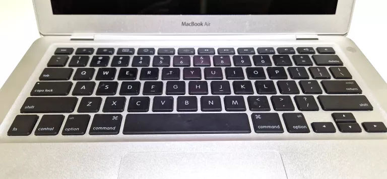 LAPTOP MACBOOK AIR A1237 2/80GB