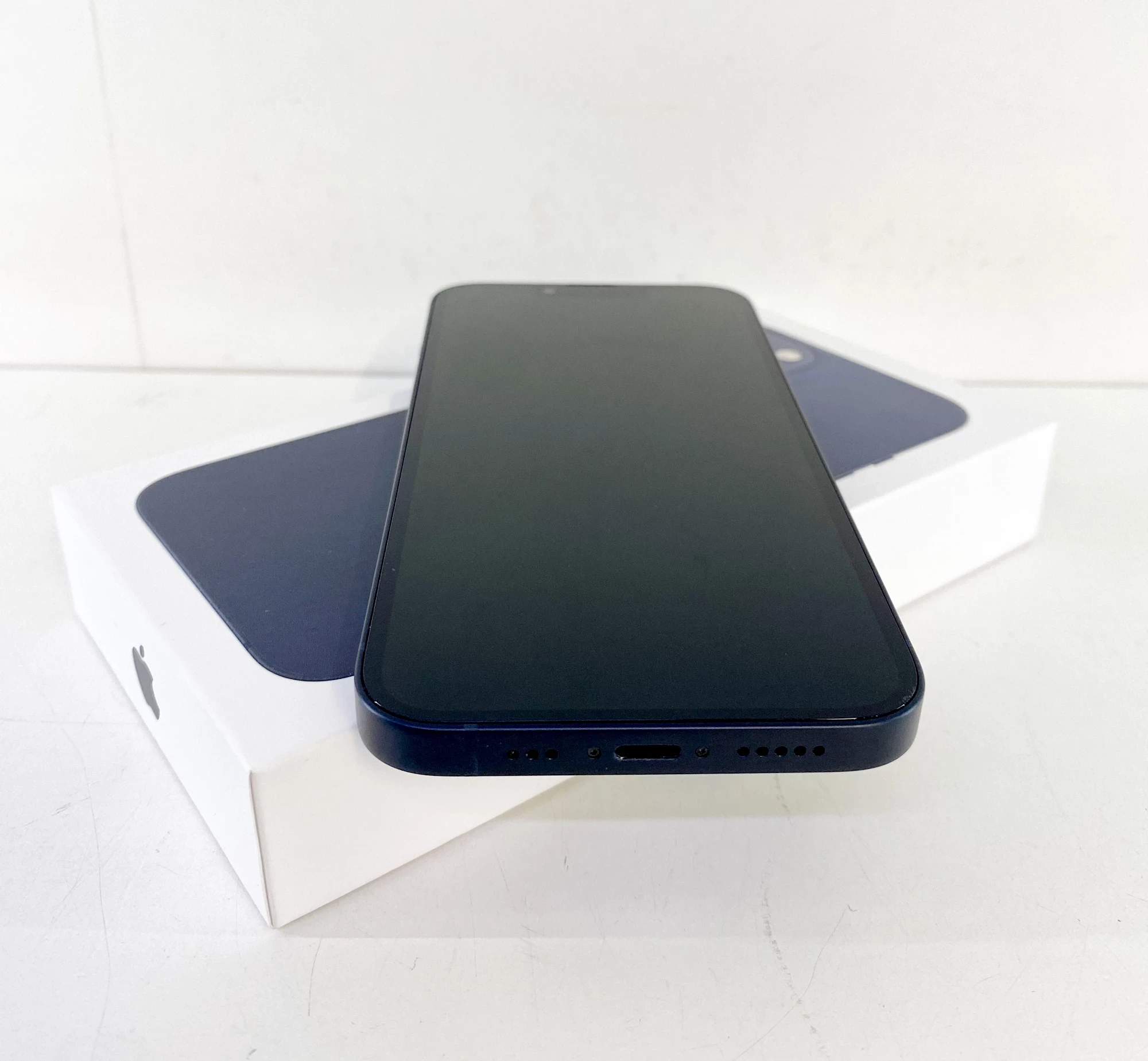 telefon-apple-iphone-13-zestaw-128gbb-100-gwarancja-ean-gtin-194253409144