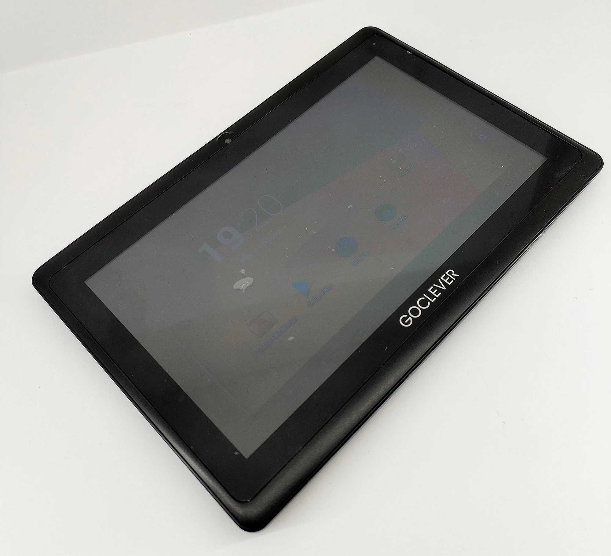 tablet-goclever-terra-70l-marka-goclever