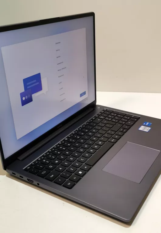 LAPTOP HUAWEI MATEBOOK D16