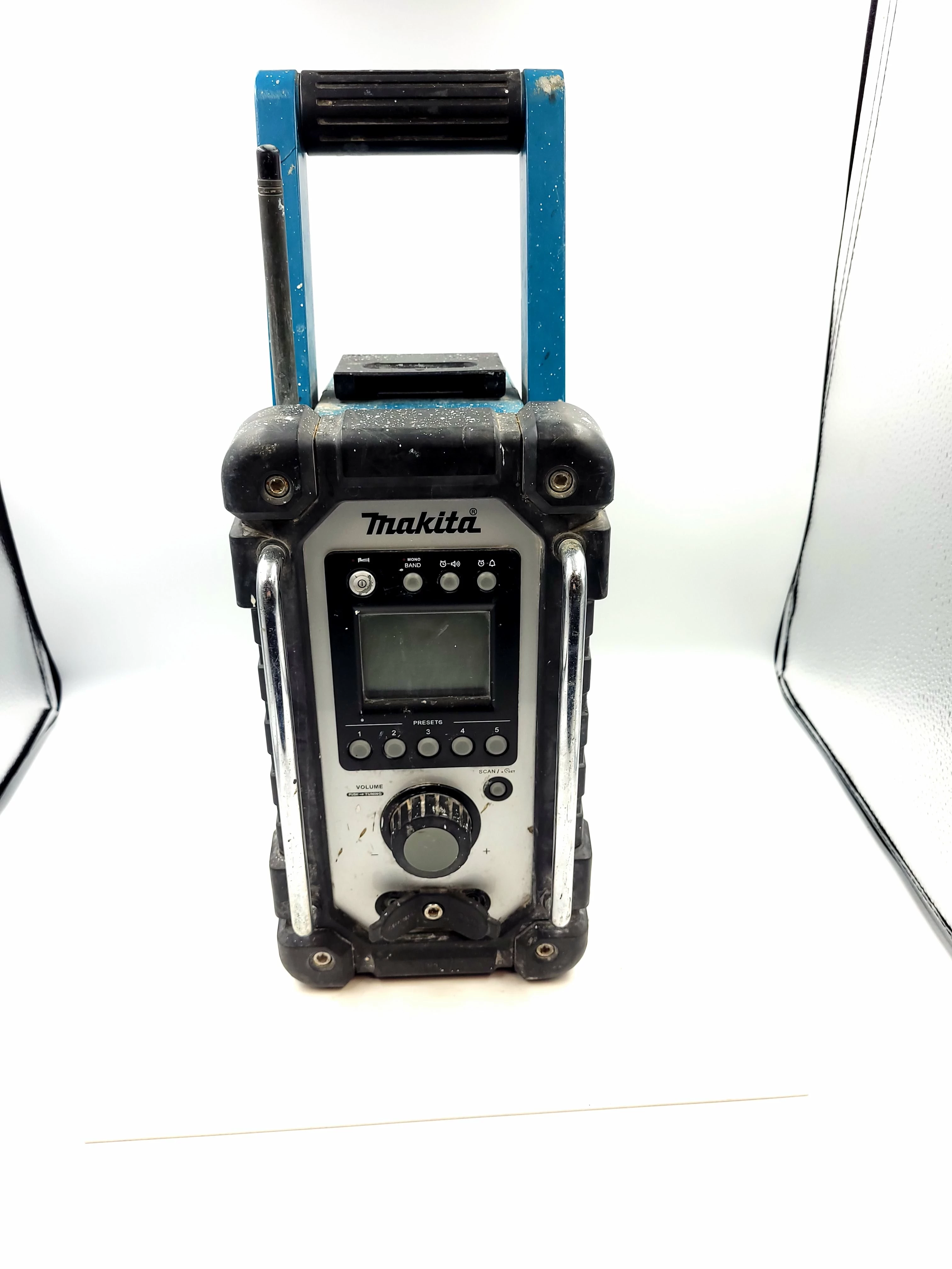 radio-budowlane-makita-dmr102-ratuszowa-5-szamotuly