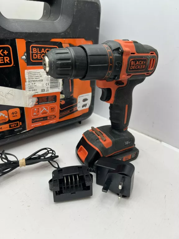 wkretarka-blac-decker-bcd700s1k-komplet-ean-gtin-5035048696880