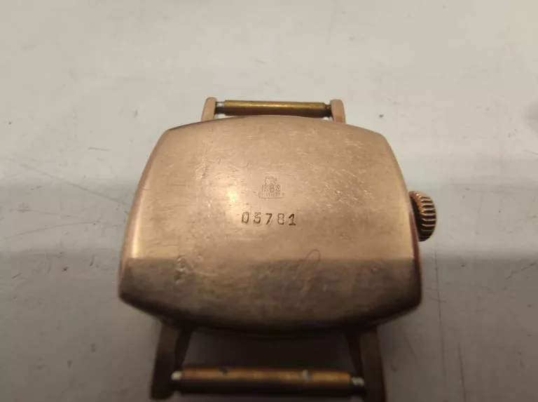 ZŁOTY DAMSKI ZEGAREK ZARIA 583