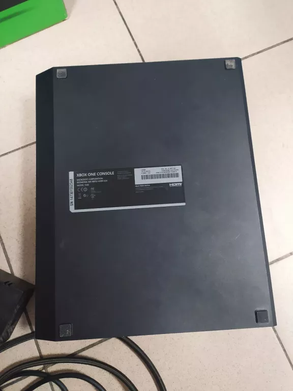 KONSOLA XBOX ONE 1TB KPL SŁUCHAWKI HDMI