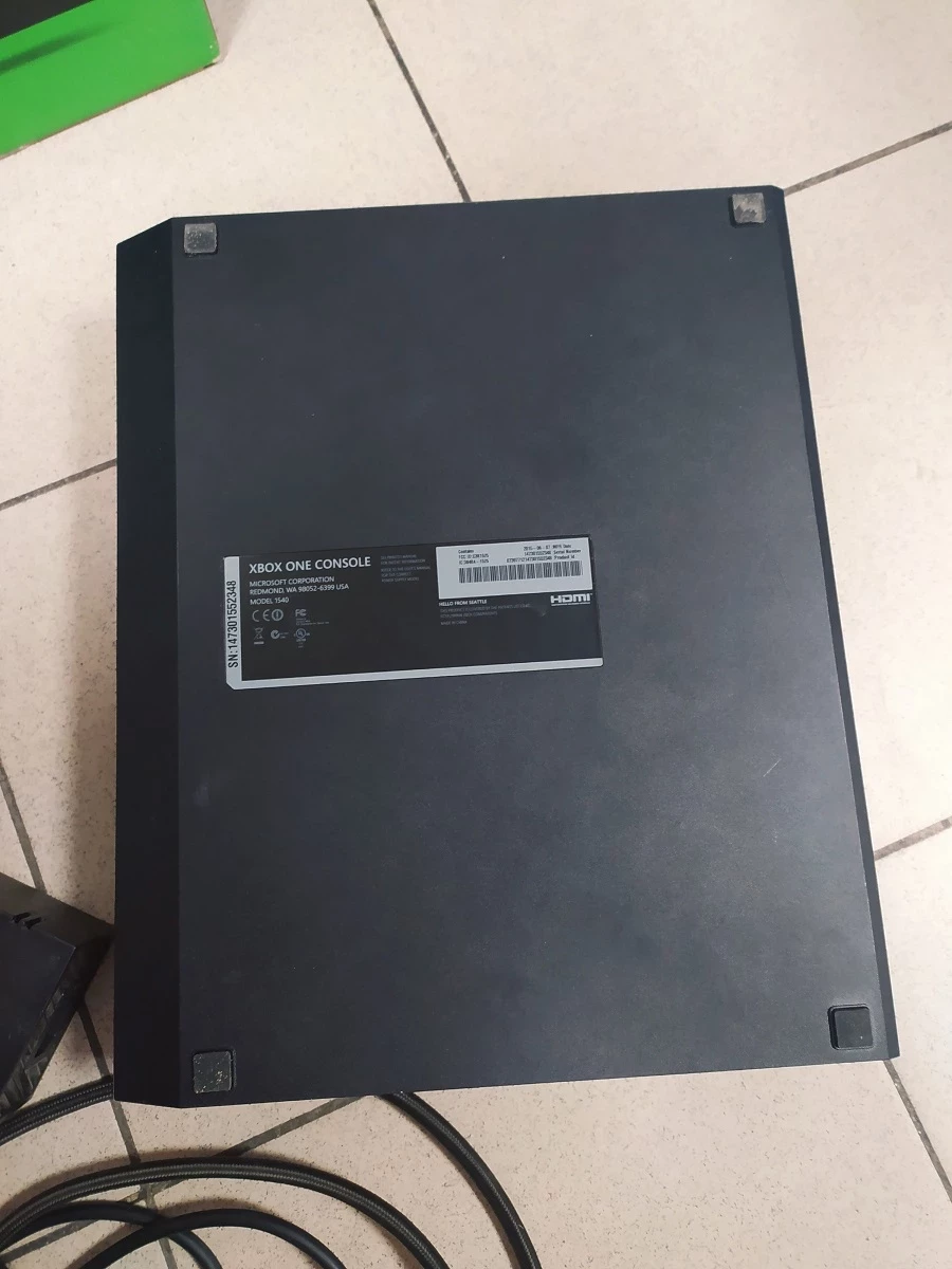 konsola-xbox-one-1tb-kpl-sluchawki-hdmi-wersja-konsoli-brak-informacji