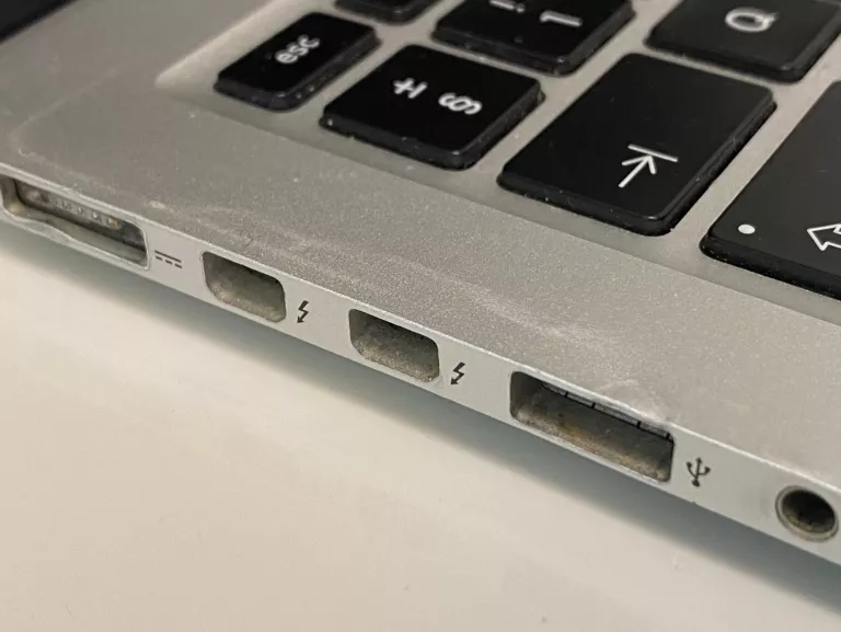 LAPTOP MACBOOK PRO 13 2015 INTELCORE 5 8GB/128GB Z ETUI I ZASILACZEM